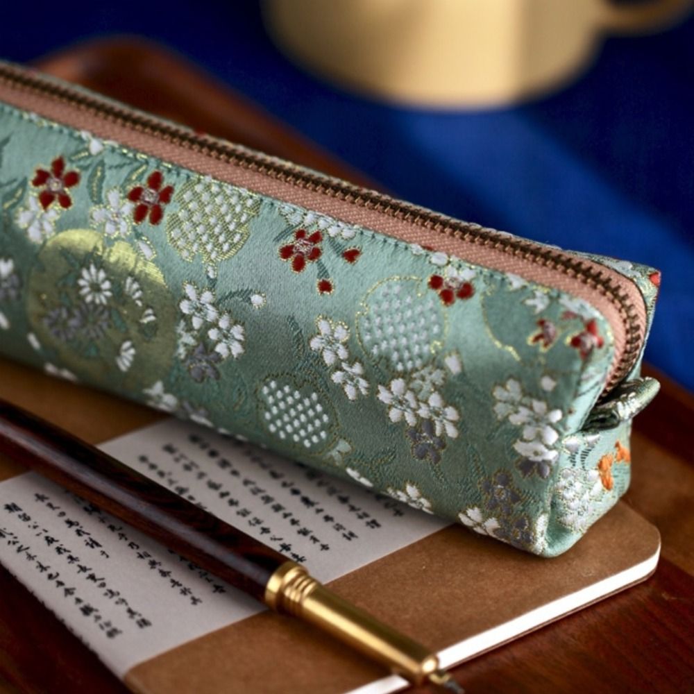 Beauty Makeup School - Chinese Retro Style Pencil Case Flannel