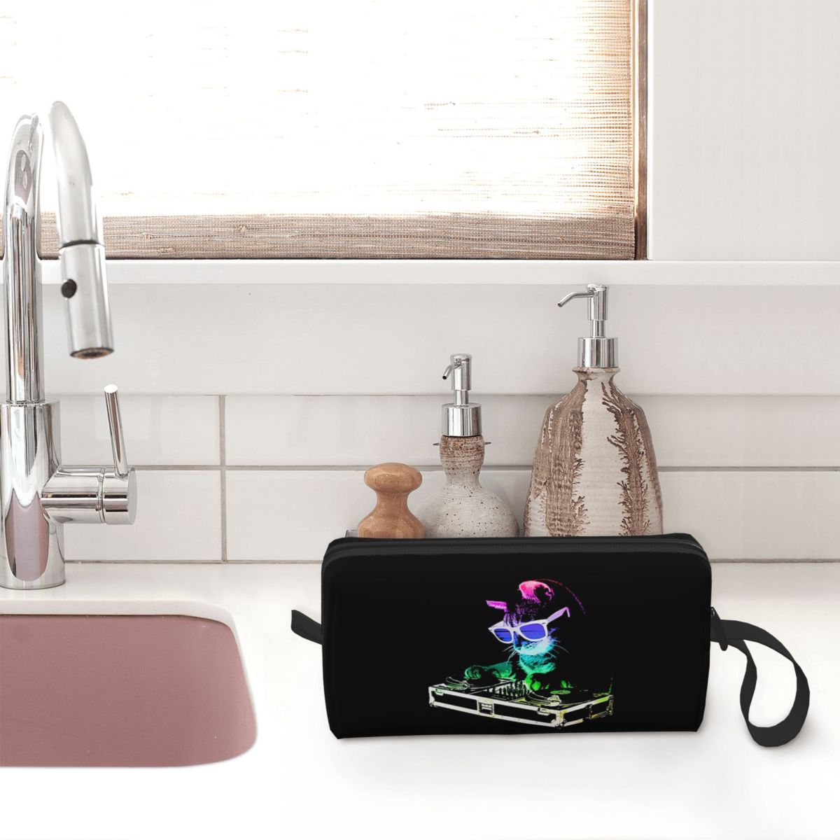House Cat Rainbow Dj Kitty Mak - Makeup Beauty House recension och pris